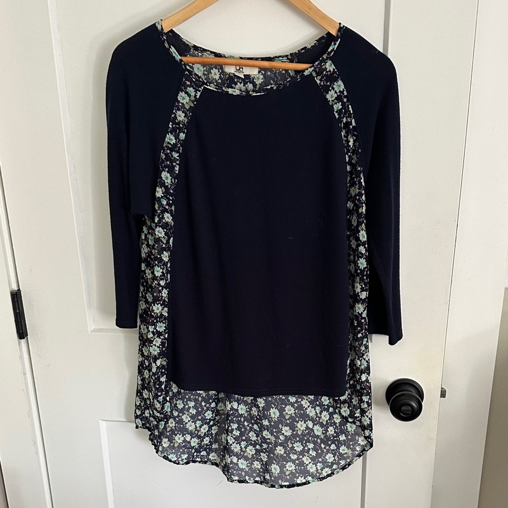 Ya Los Angeles Navy Floral Women's Blouse